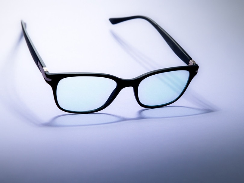 Kun je een blauwlichtfilter toevoegen aan een bestaande bril?